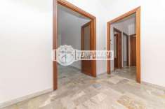 Foto Appartamento in vendita a Roma