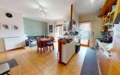 Foto Appartamento in vendita a Roma