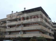 Foto Appartamento in vendita a Roma