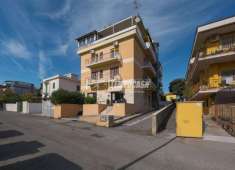 Foto Appartamento in vendita a Roma