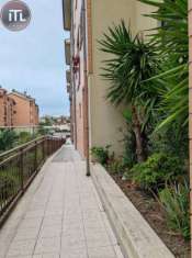 Foto Appartamento in vendita a Roma