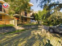 Foto Appartamento in vendita a Roma