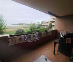 Foto Appartamento in vendita a Roma