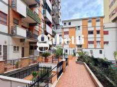 Foto Appartamento in vendita a Roma