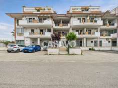 Foto Appartamento in vendita a Roma