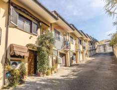 Foto Appartamento in vendita a Roma