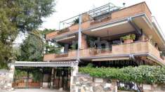 Foto Appartamento in vendita a Roma