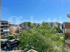 Foto Appartamento in vendita a Roma