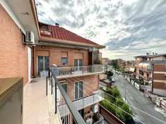 Foto Appartamento in vendita a Roma