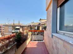 Foto Appartamento in vendita a Roma