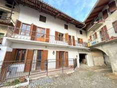 Foto Appartamento in vendita a Romano Canavese