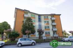 Foto Appartamento in vendita a Romano Di Lombardia