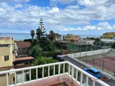 Foto Appartamento in vendita a Rometta