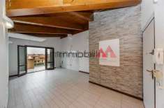Foto Appartamento in Vendita a Roncello