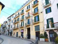 Foto Appartamento in vendita a Ronciglione - 2 locali 61mq