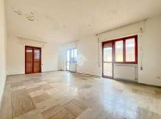 Foto Appartamento in vendita a Ronciglione