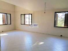 Foto Appartamento in Vendita a Rovato Rovato - Centro