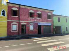 Foto Appartamento in vendita a Rovigo