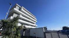 Foto Appartamento in vendita a Salerno - 4 locali 80mq