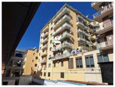 Foto Appartamento in vendita a Salerno
