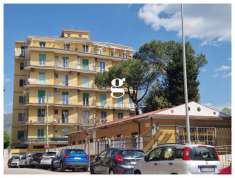Foto Appartamento in vendita a Salerno