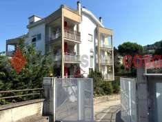 Foto Appartamento in vendita a Salerno