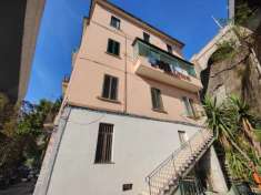 Foto Appartamento in vendita a Salerno