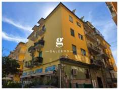 Foto Appartamento in vendita a Salerno