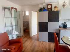 Foto Appartamento in VENDITA a Sampierdarena con VISTA MARE, situato in una palazzina ORDINATA e dotata di ASCENSORE, completamente RISTRUTTURATO e di 90 m