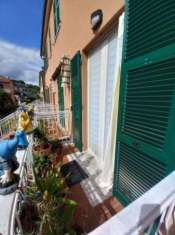 Foto Appartamento in vendita a San Bartolomeo Al Mare - 3 locali 100mq
