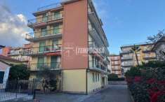 Foto Appartamento in vendita a San Bartolomeo Al Mare