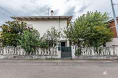 Foto Appartamento in vendita a San Cesario Sul Panaro