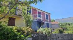 Foto Appartamento in vendita a San Colombano Certenoli