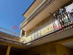 Foto Appartamento in vendita a San Felice A Cancello