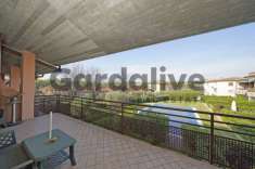 Foto Appartamento in Vendita a San Felice del Benaco Portese
