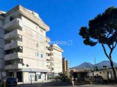 Foto Appartamento in vendita a San Giorgio A Cremano - 3 locali 85mq