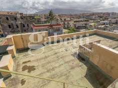 Foto Appartamento in vendita a San Giorgio A Cremano - 4 locali 118mq