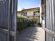Foto Appartamento in vendita a San Giovanni La Punta