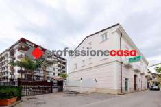 Foto Appartamento in vendita a San Nicola La Strada
