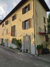Foto Appartamento in vendita a San Romano In Garfagnana
