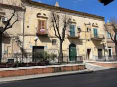 Foto Appartamento in vendita a San Severo - 10 locali 237mq