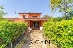 Foto Appartamento in vendita a San Teodoro