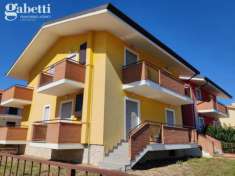 Foto Appartamento in vendita a San Vito Chietino - 4 locali 100mq