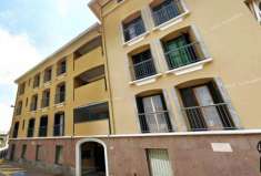 Foto Appartamento in vendita a Sannazzaro De' Burgondi - 3 locali 108mq