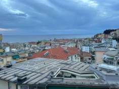 Foto Appartamento in vendita a Sanremo
