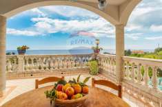 Foto Appartamento in vendita a Sanremo