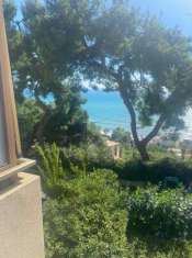 Foto Appartamento in vendita a Sanremo