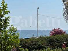 Foto Appartamento in vendita a Sanremo