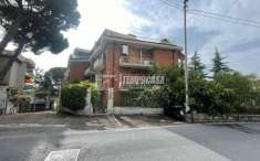 Foto Appartamento in vendita a Sanremo