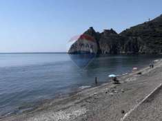 Foto Appartamento in vendita a Sant'Alessio Siculo
